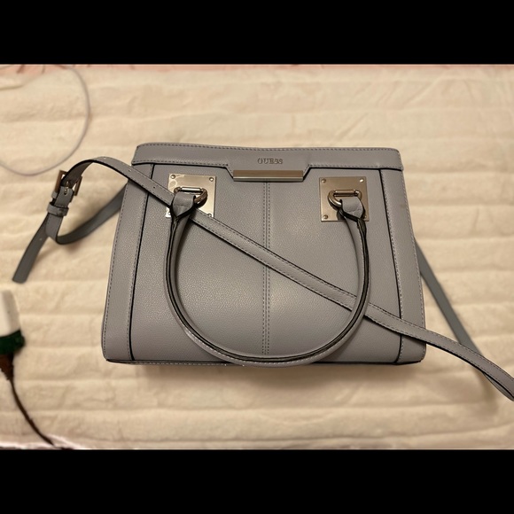 GUESS Purse - Picture 1 of 7